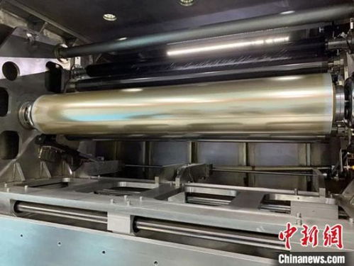 中國首條自主研制透明氧化物高阻隔薄膜生產線落成