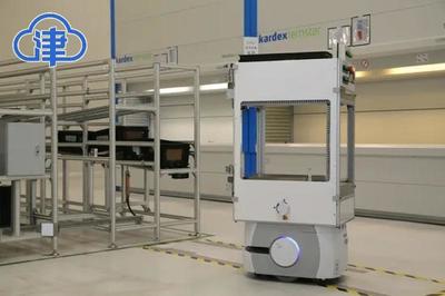 緯湃科技天津工廠啟用兩條全新生產線，“大塊頭”機器人“輾轉騰挪”展現智造實力